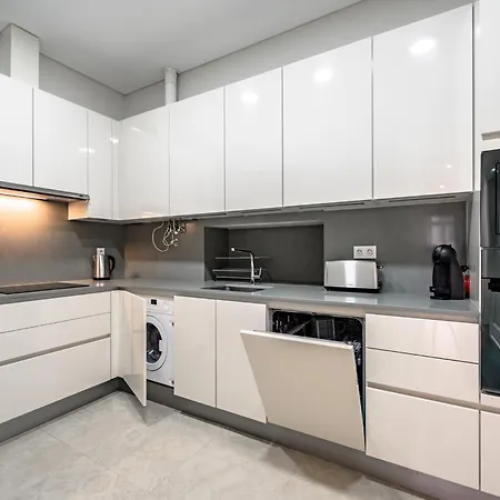 Apartment Akicity Baixa Honor