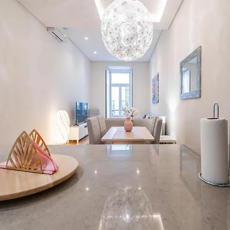 Apartment Akicity Baixa Honor