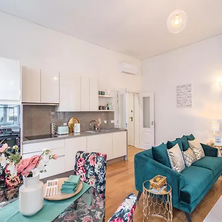 Akicity Baixa Honor Apartment *